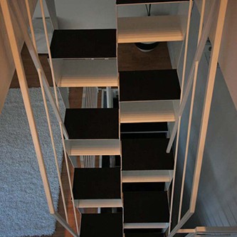 Cantilevered Staircase