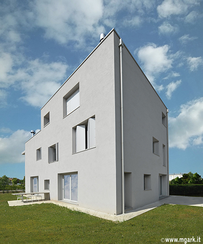 Single Family Home
